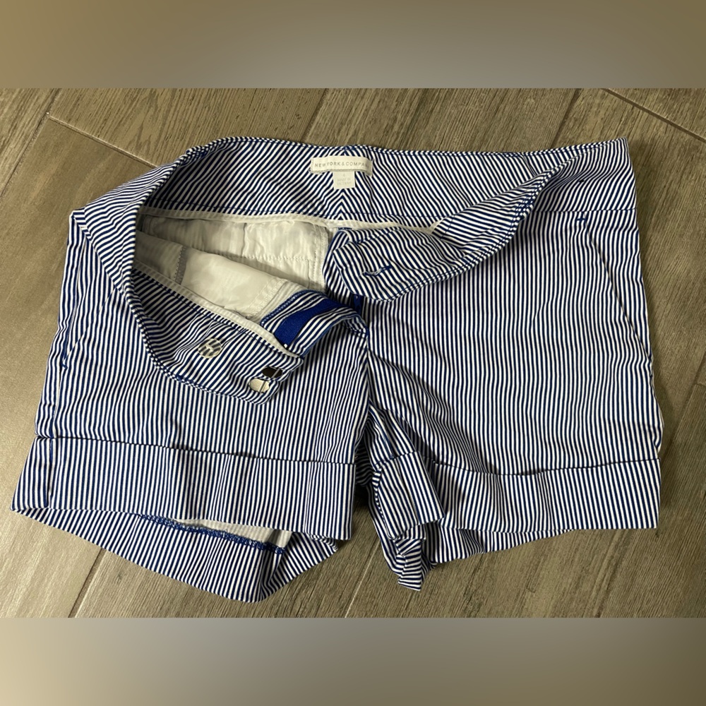 New York and Co Striped Royal blue and White Women's Shorts
